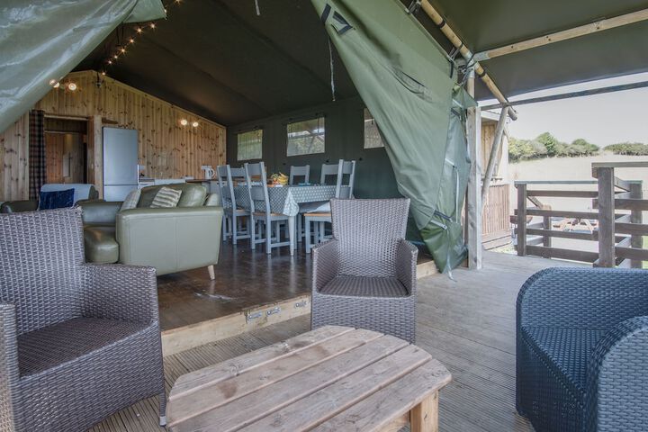 Terrace/Patio 6 of 25