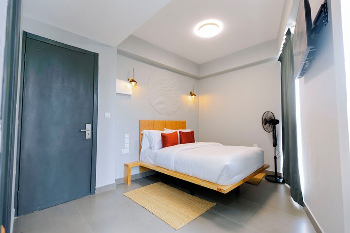 Room 15 of 61