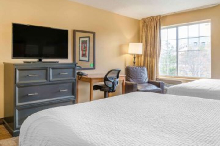Room 15 of 27