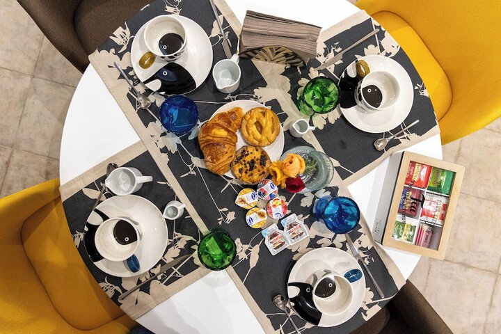 Breakfast/Coffee Service 50 of 65