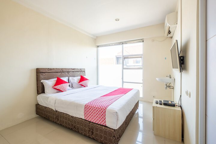 Room 15 of 26