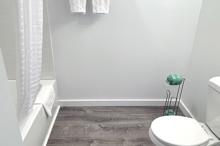 Room 26 of 39