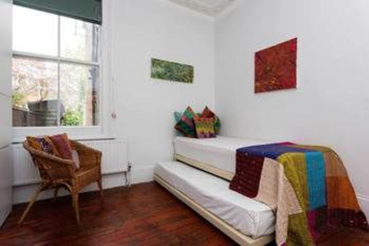 Room 8 of 22