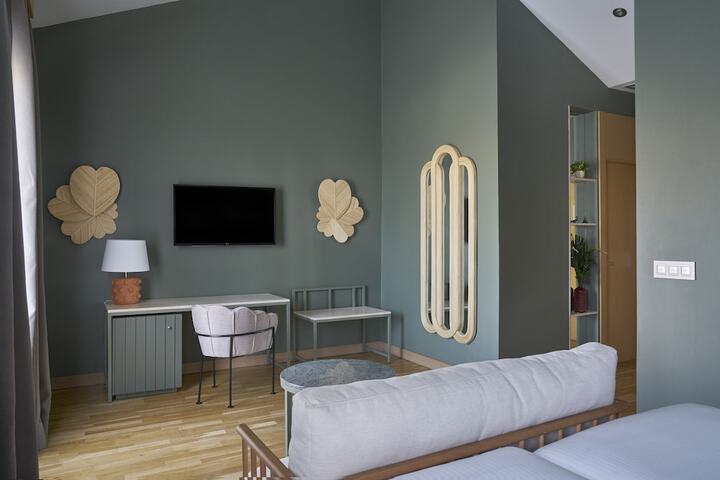 Room 20 of 101