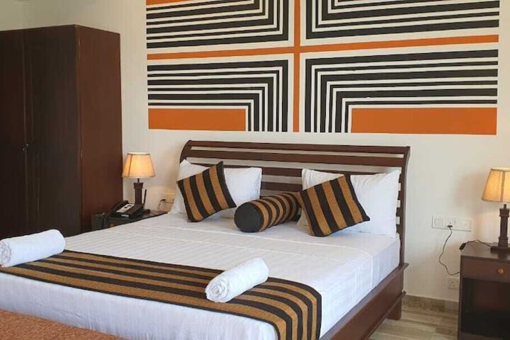 Room 3 of 31