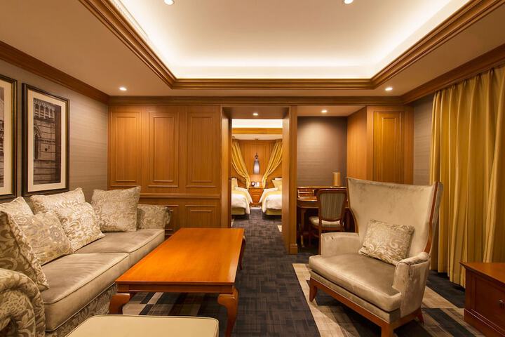 Room 12 of 59