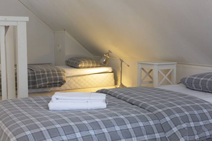 Room 9 of 59