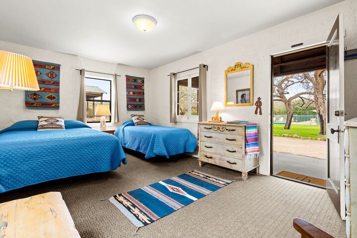 Room 10 of 64