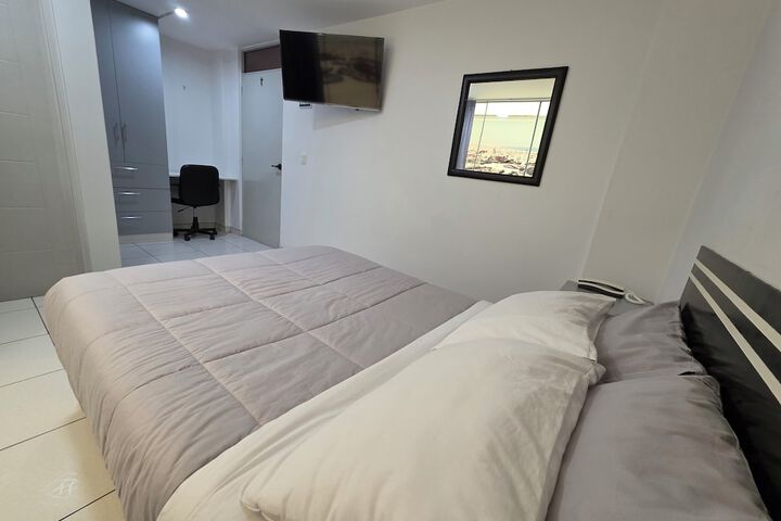 Room 30 of 84