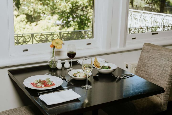 Dining 86 of 181