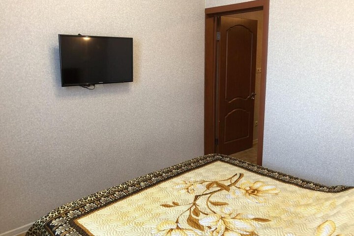 Room 14 of 65