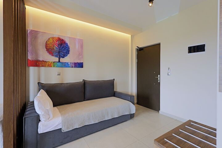 Room 36 of 137