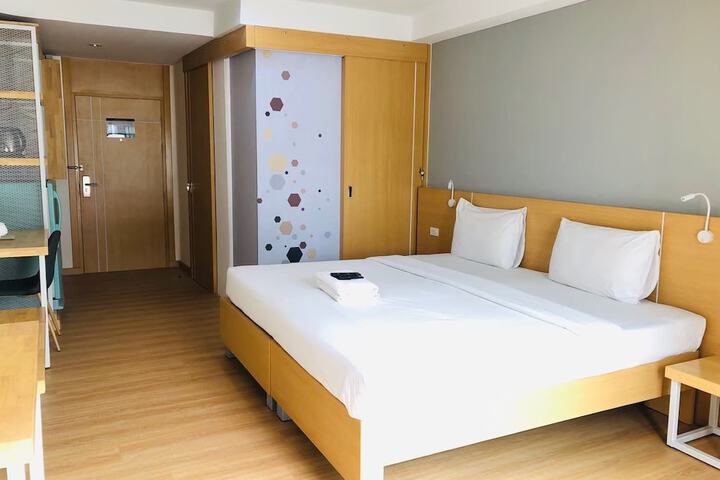 Room 12 of 56