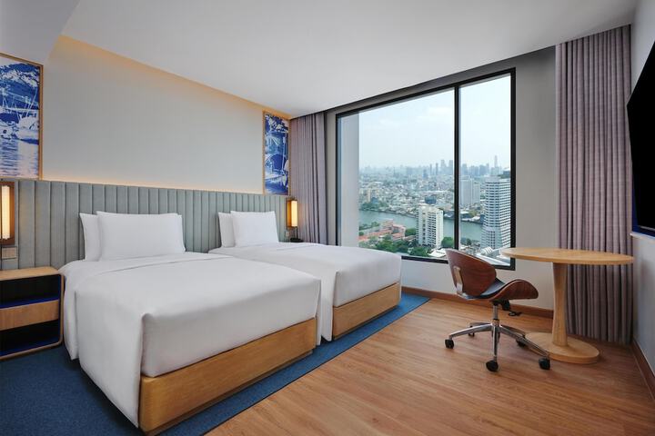 Room 13 of 45