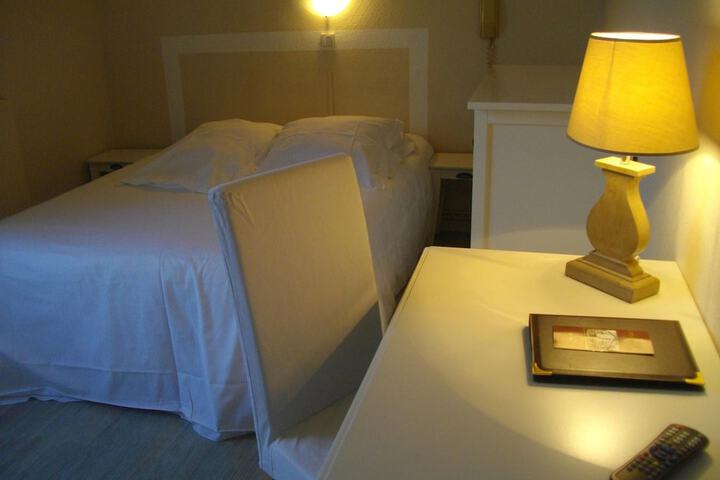 Room 13 of 45