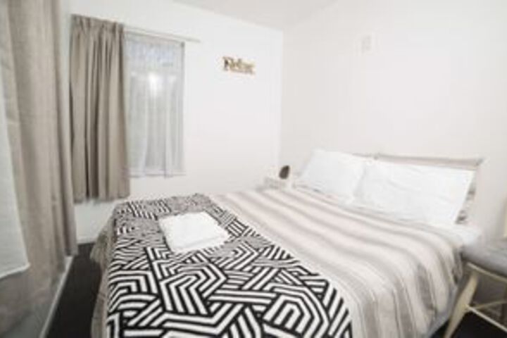 Room 21 of 39