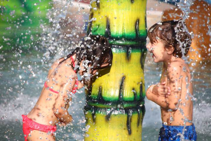 Pools & Facilities