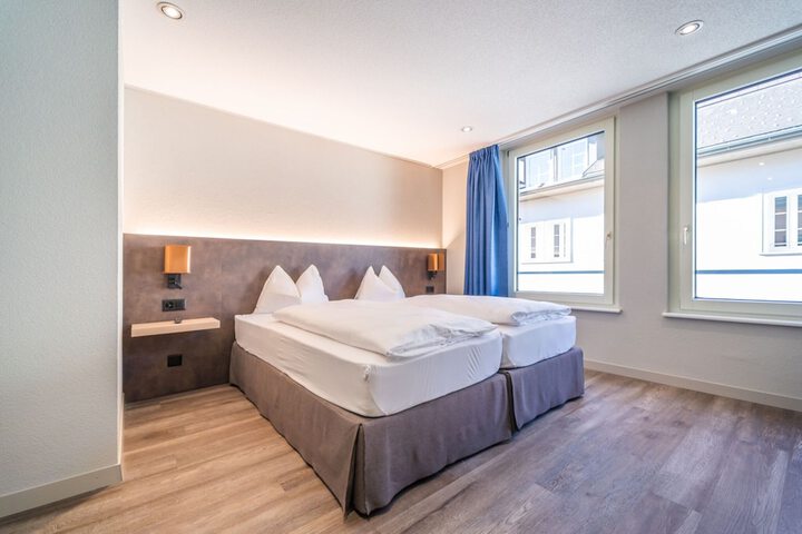Room 15 of 20