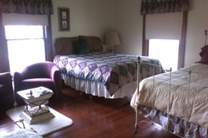 Room 6 of 24