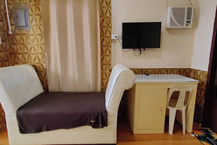Room 13 of 60