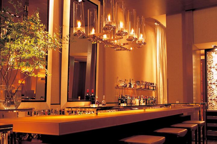 Lounge 193 of 216