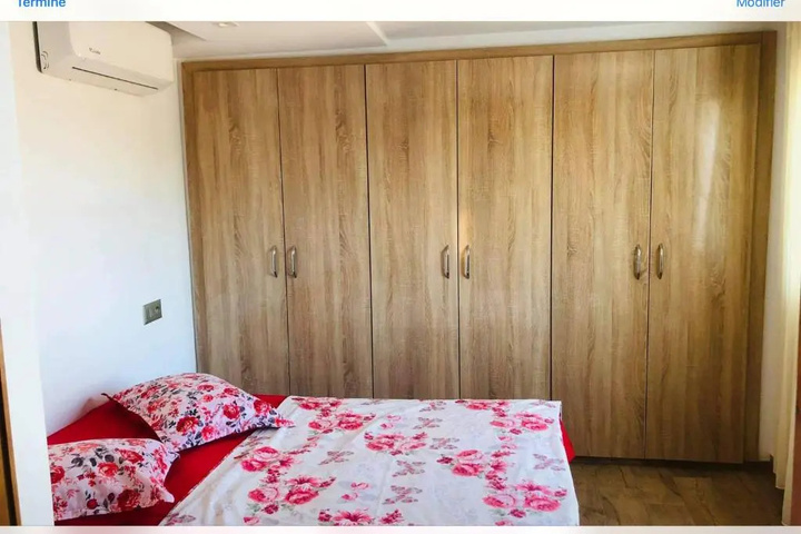 Room 4 of 13