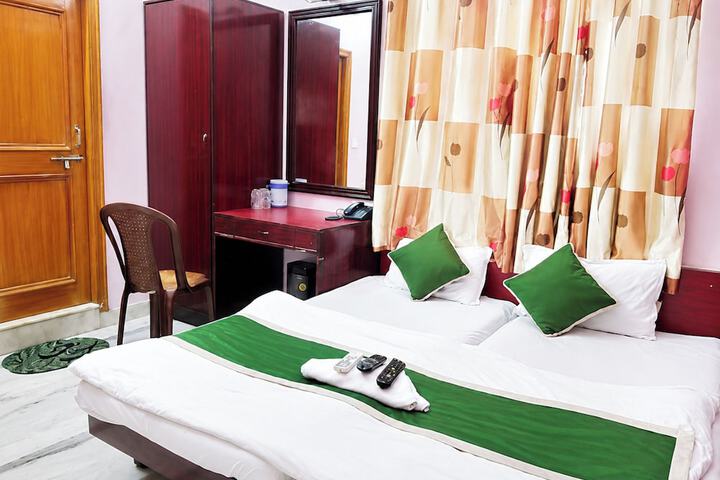 Room 2 of 12