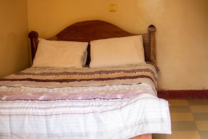 Room 14 of 14