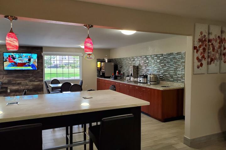 Breakfast area