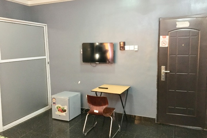 Room 12 of 31