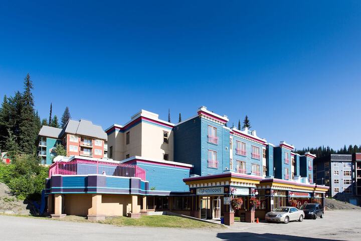 Hotel 68 of 72