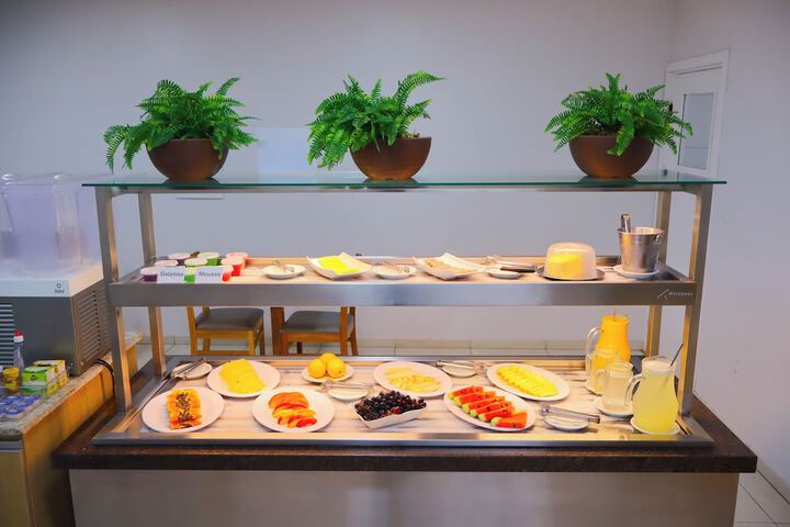 Breakfast/Coffee Service 13 of 17