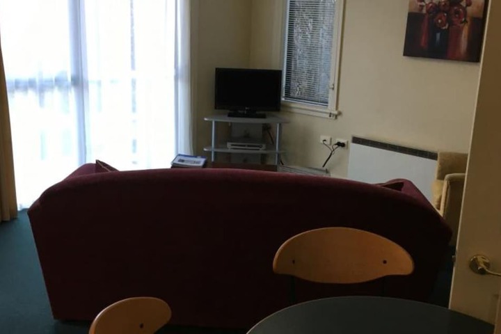 Room 17 of 66