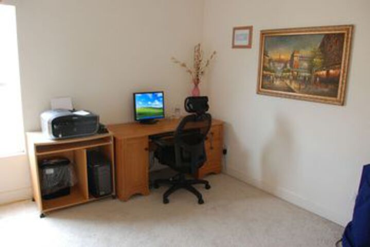 Business Center 7 of 43