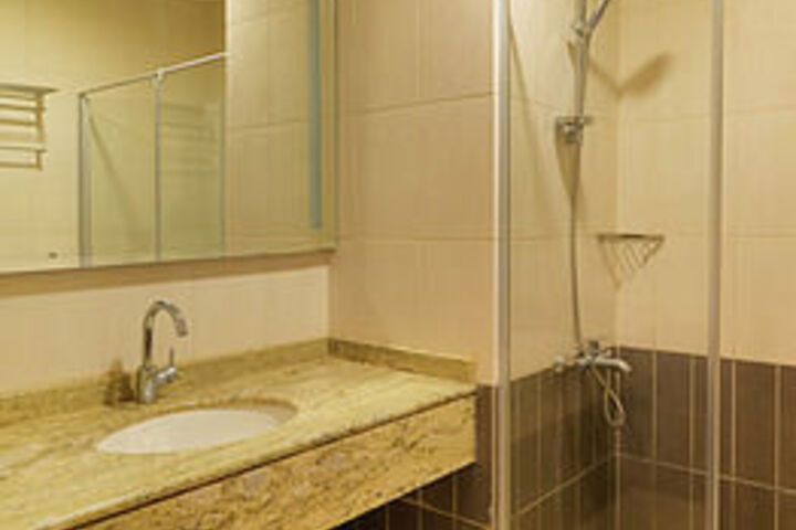 Room 5 of 27