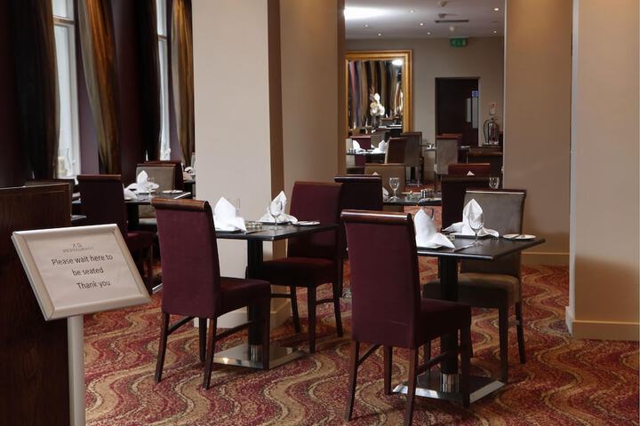 Dining 50 of 92