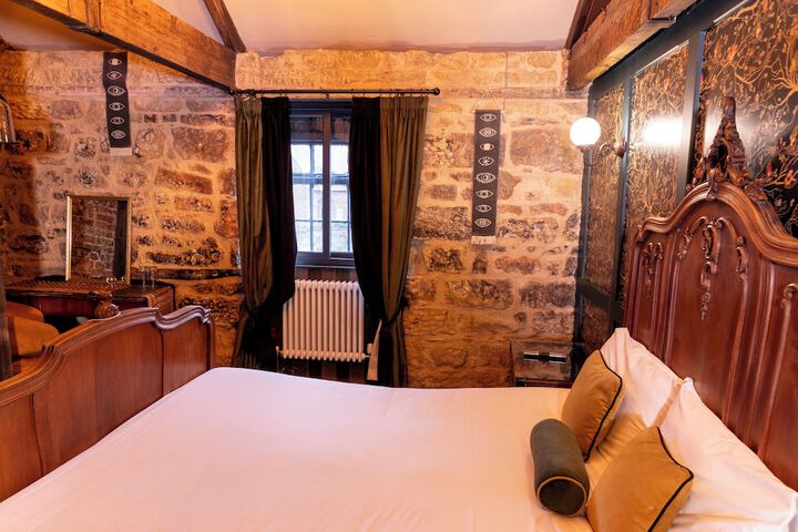 Room 26 of 54