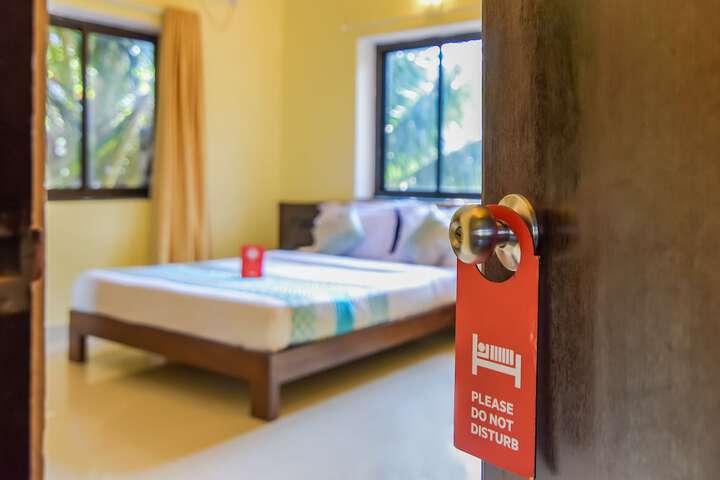 Room 11 of 24
