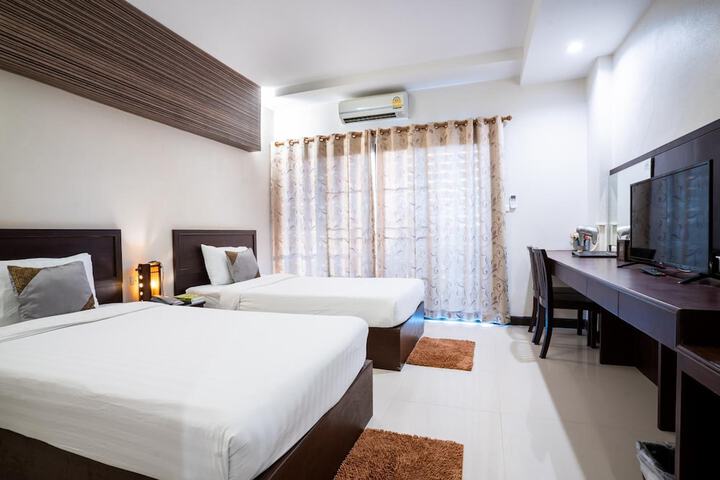 Room 14 of 60