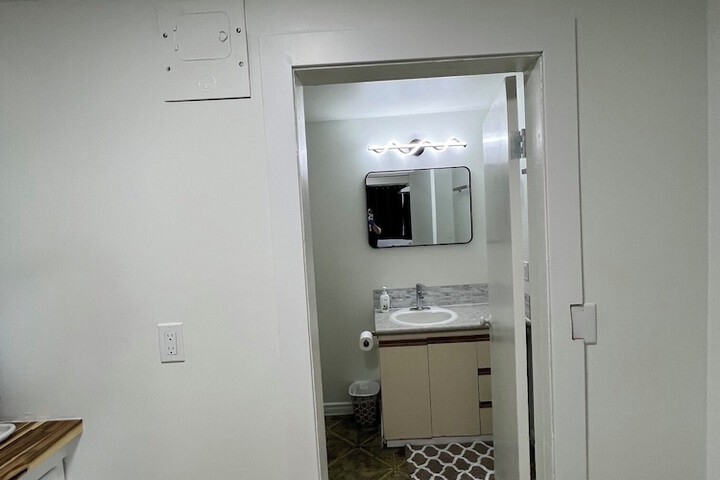 Room 51 of 70