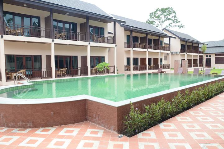 Pool 46 of 91