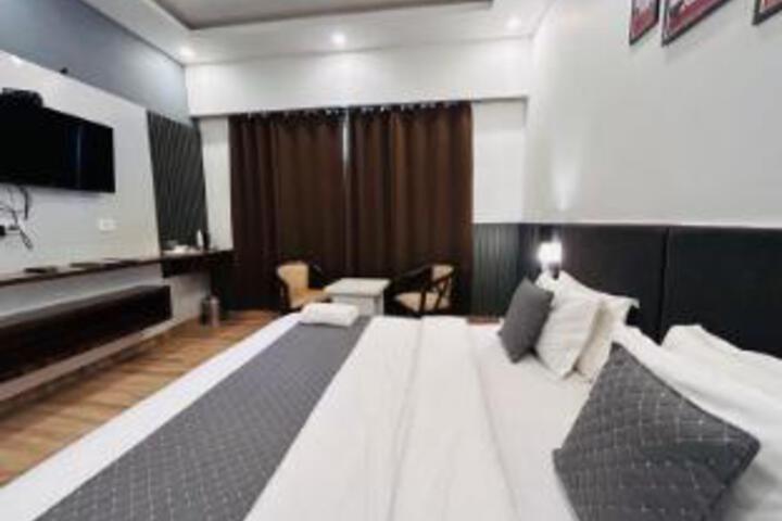 Room 20 of 23