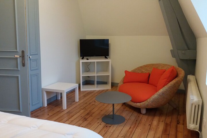 Room 19 of 40