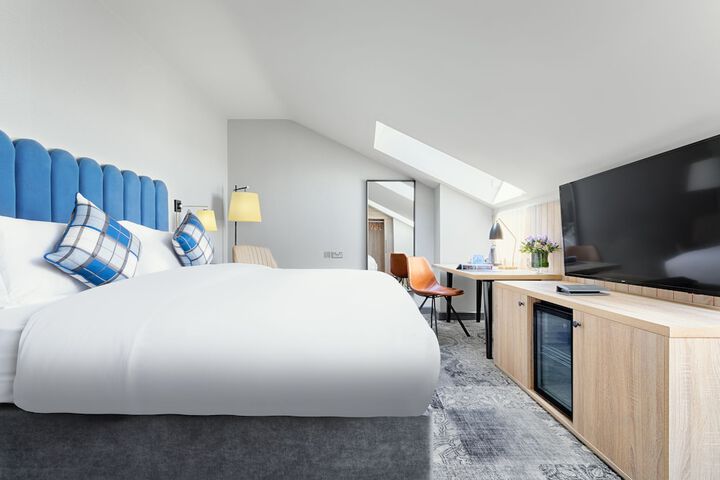 Room 22 of 46