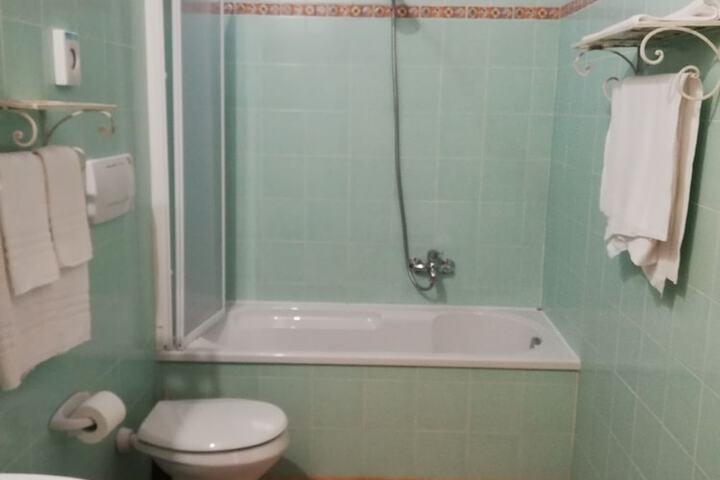Bath Photo