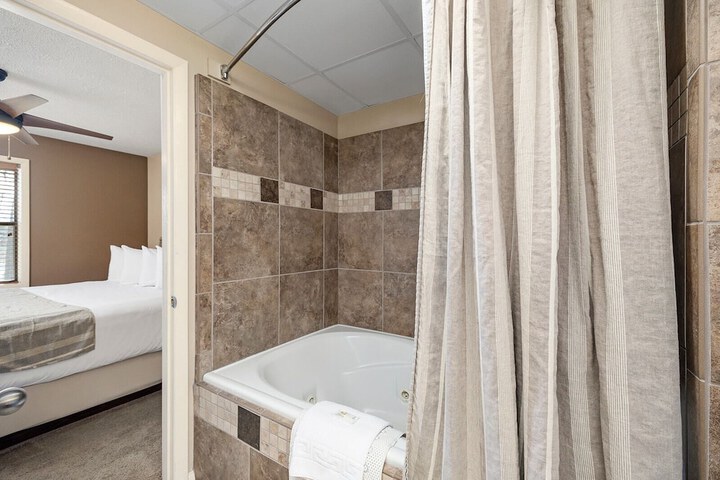 Room 133 of 220