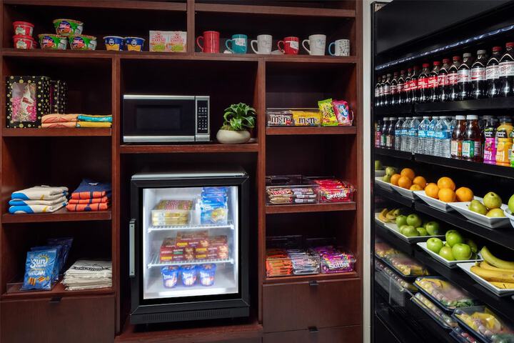 Snack bar