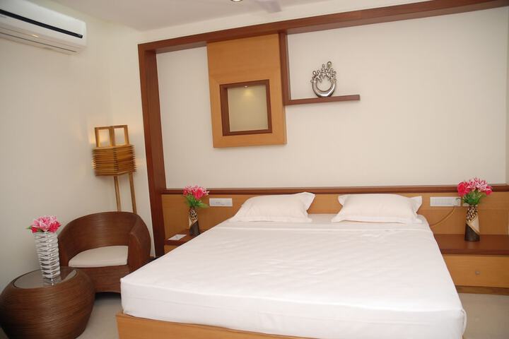 Room 21 of 36