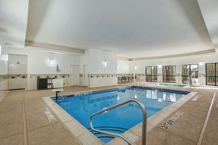 Hotel with Pool