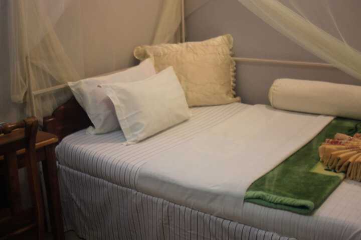 Room 13 of 50